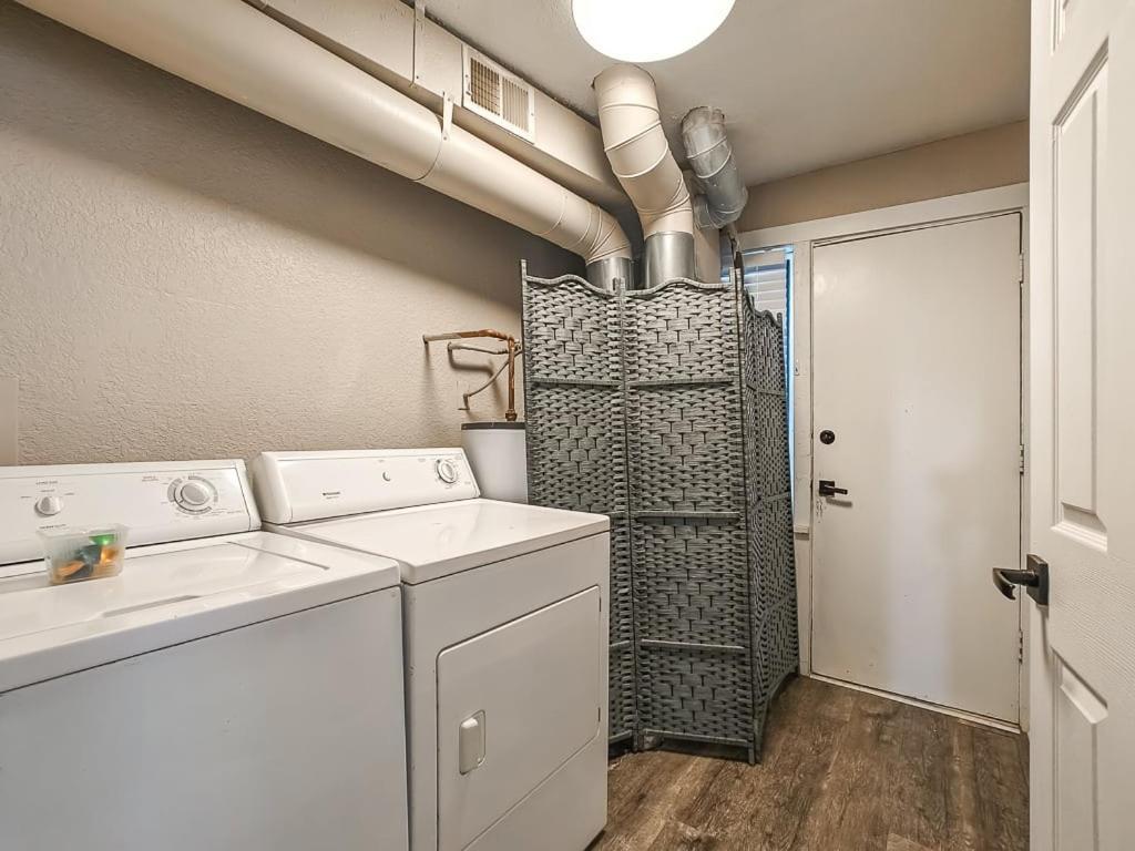 Heart Of Westport 1Br Villa Канзас Сити Екстериор снимка